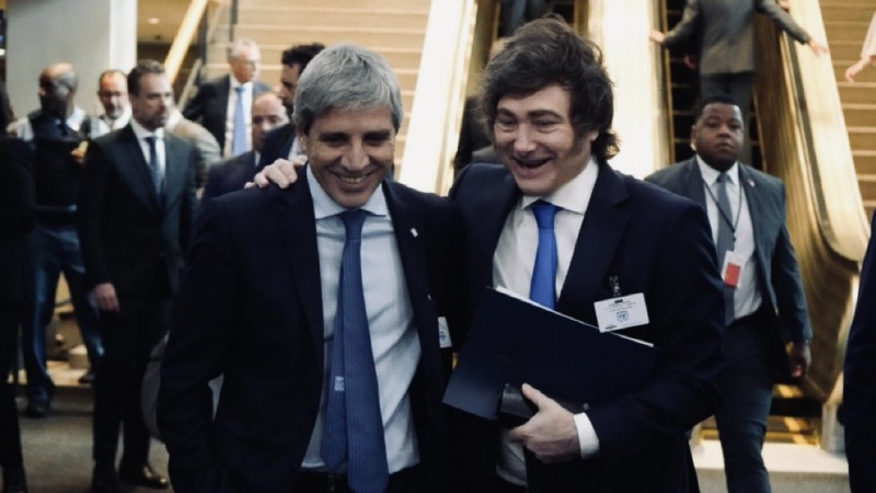 Milei festejó el respaldo de EEUU y definió a Caputo como "el mejor ministro de Economía de la historia"